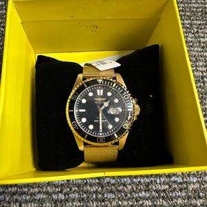 Invicta Gold Mesh Band Watch